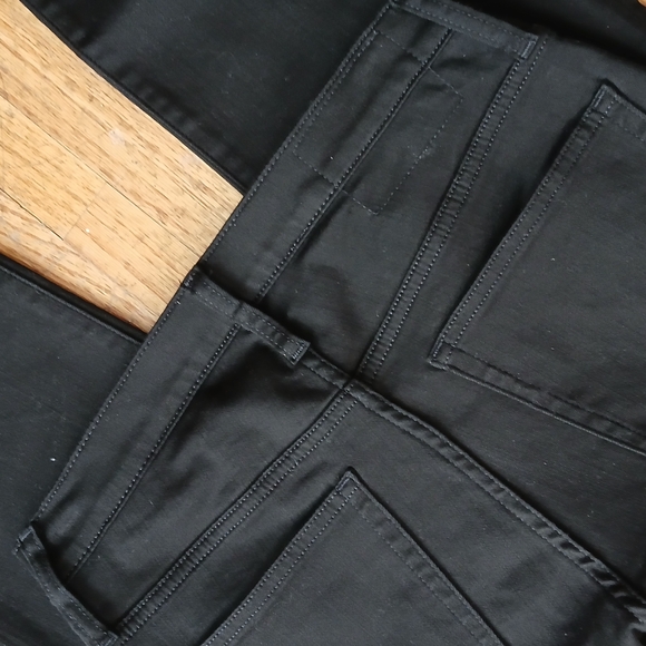 J.Crew Kick Out, Mid-rise, Super-stretch Jeans, Black Size 27 - Picture 8 of 8